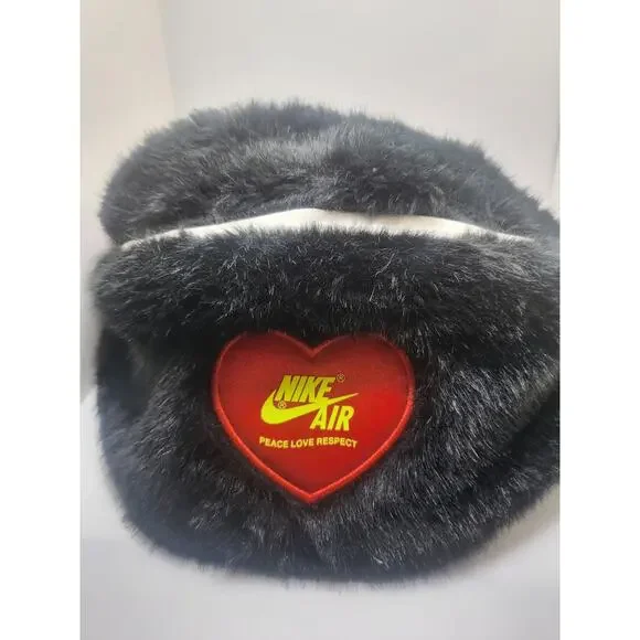 Nike x Olivia Kim Heritage Faux Fur Waist Bag Fanny Pack CT7959-010 - Picture 3 of 11
